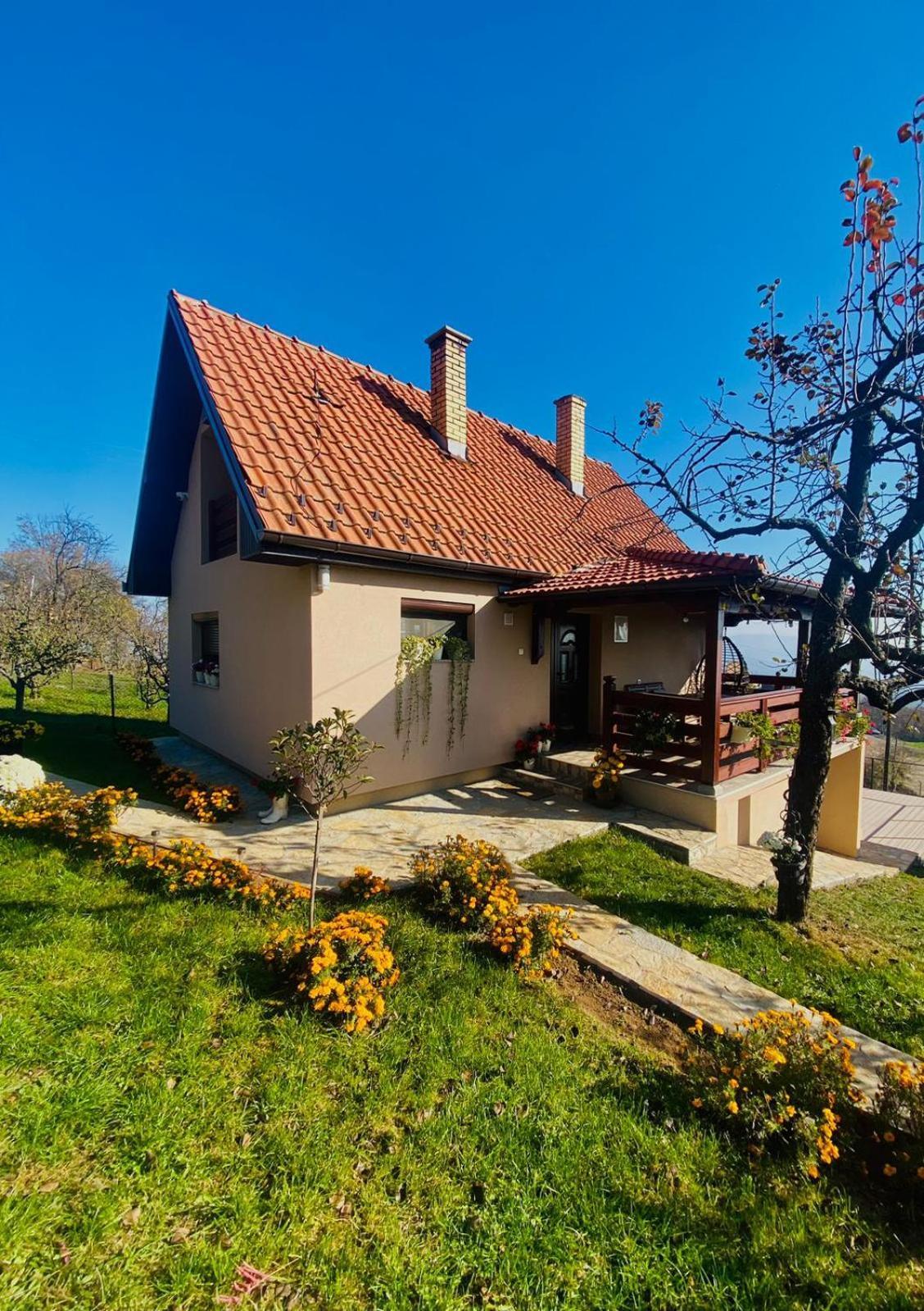La Casa Garasa * Cacak